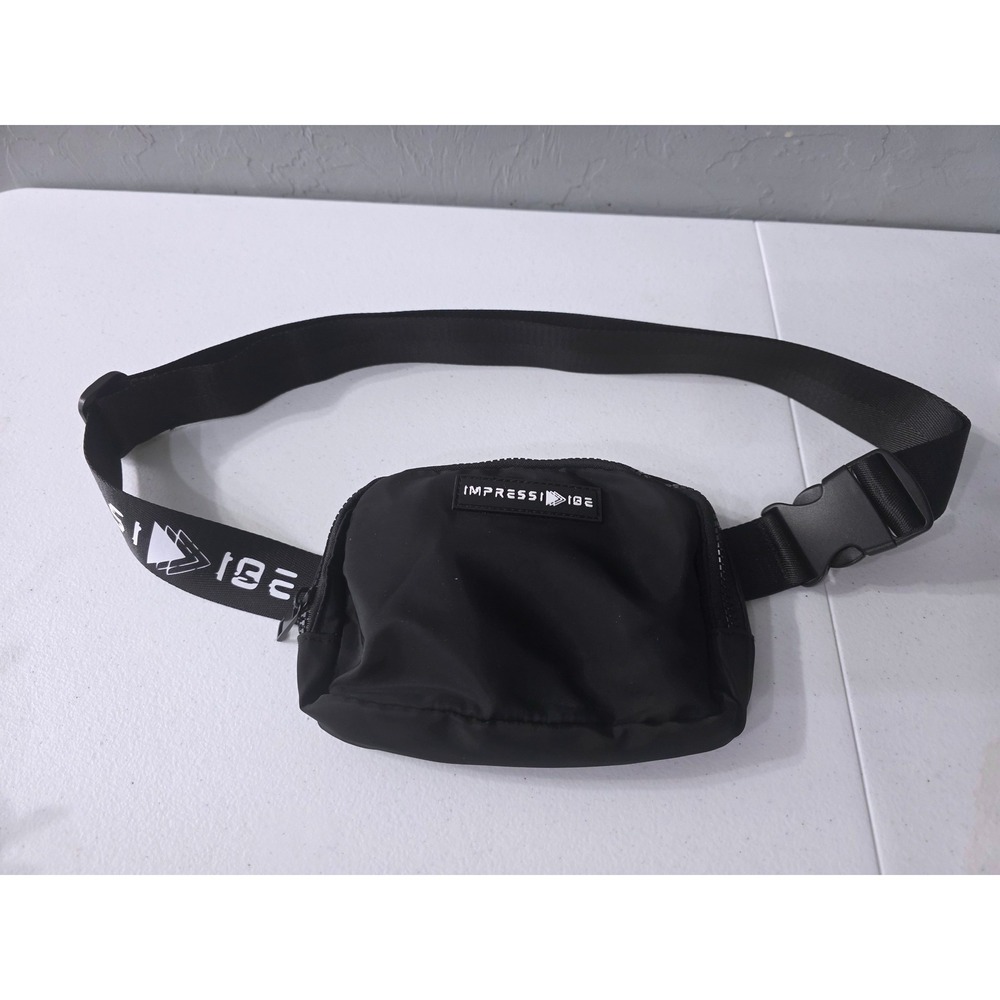 Impressive Black Nylon Fanny Pack Crossbody‎ Bag Adjustable Graphic Strap Bag